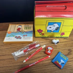 VTG Peanuts Party Box Of Stationary Items. Pencils, Eraser, Topper, Cards. B19